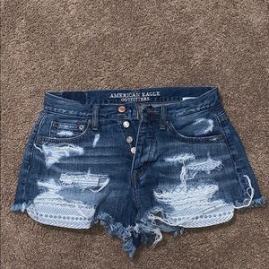 American Eagle shorts!